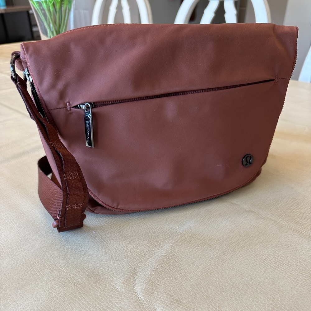 lululemon athletica Brown/Bronze Crossbody Bag
